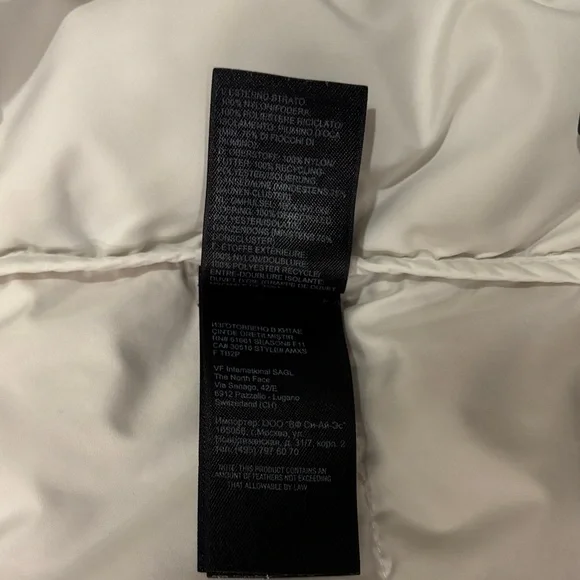 The North Face Women's White Quilted Puffer Vest - Picture 9 of 13